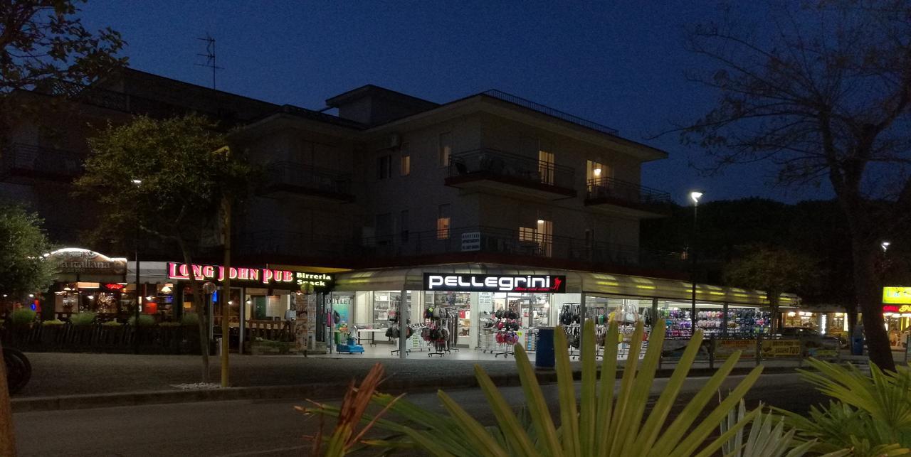 Residence Condominio Roma Eraclea Mare Eksteriør billede